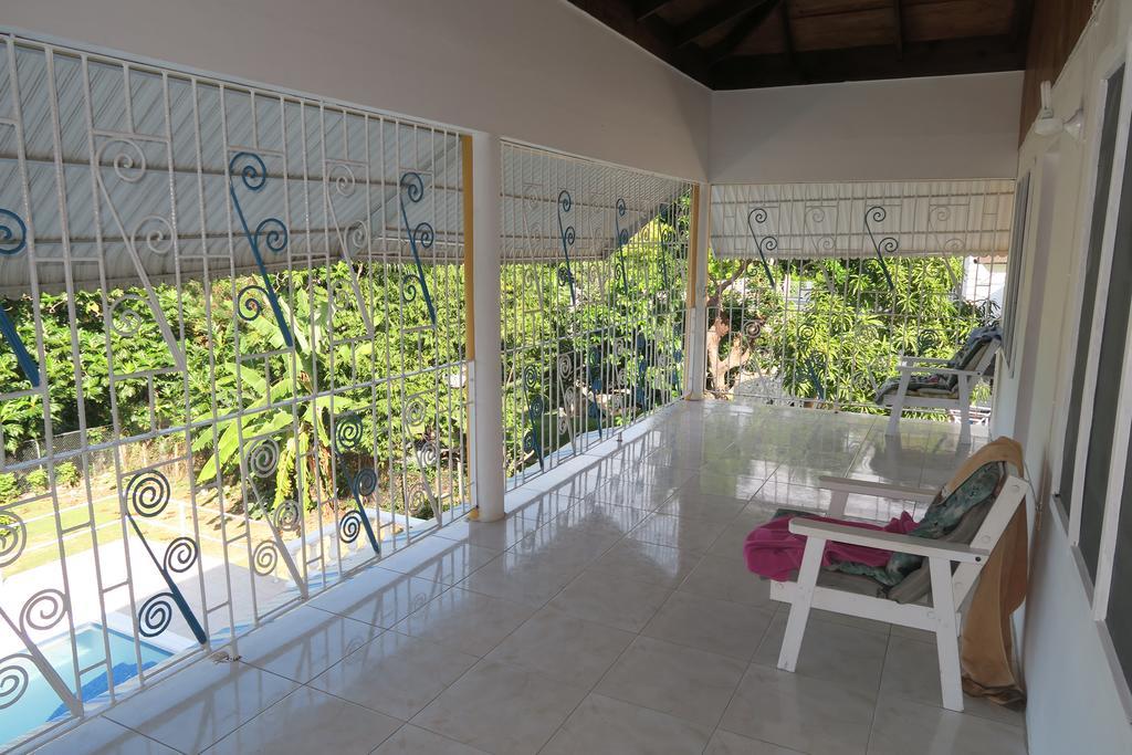 Enchanted Villas Inn Montego Bay Exterior foto